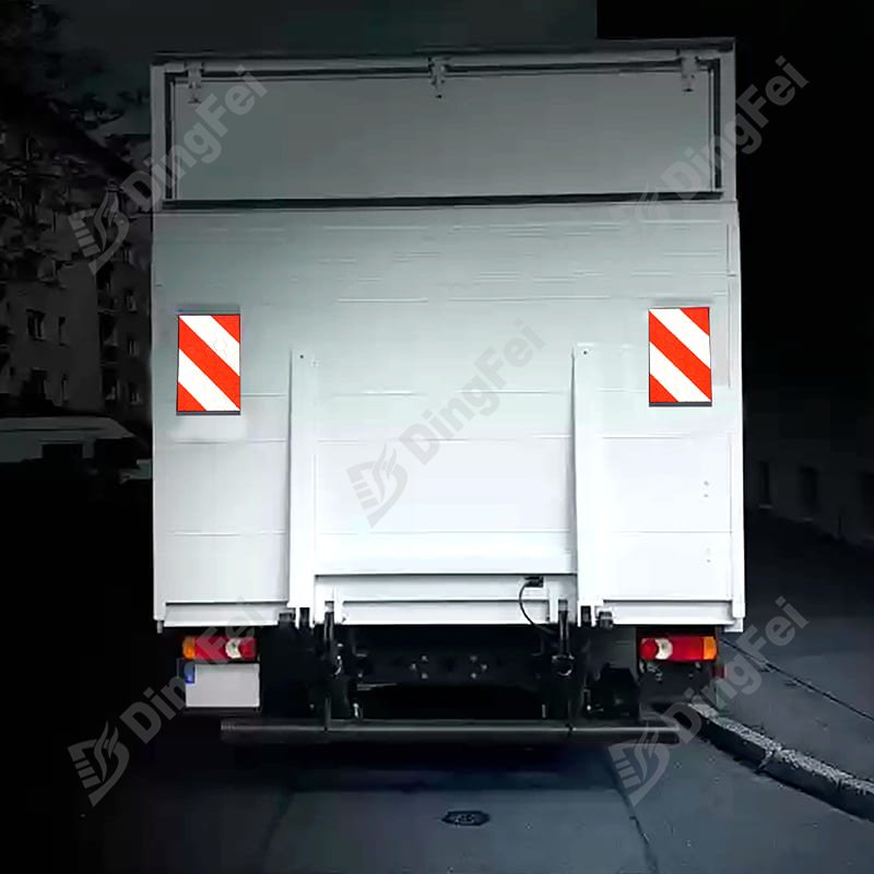 Tail Lift Warning Flags - 